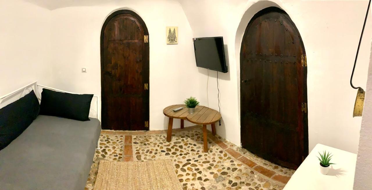 Perales de Tajuna Casa Cueva Castillo מראה חיצוני תמונה